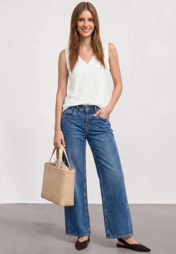  10108 off white