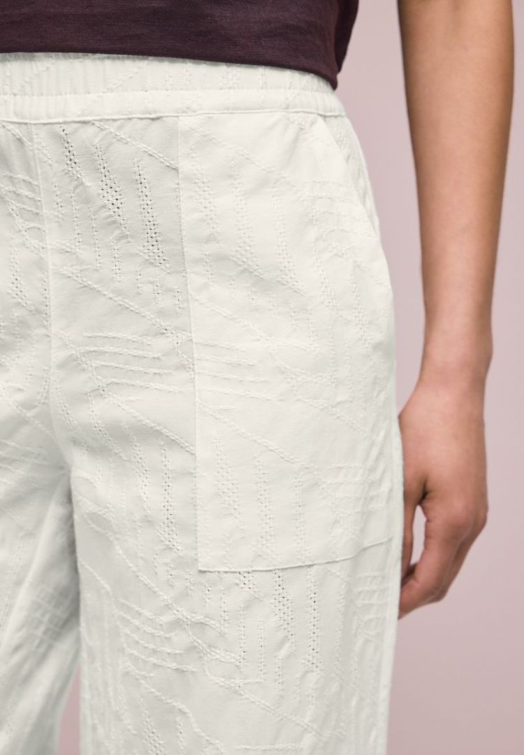  10108 off white