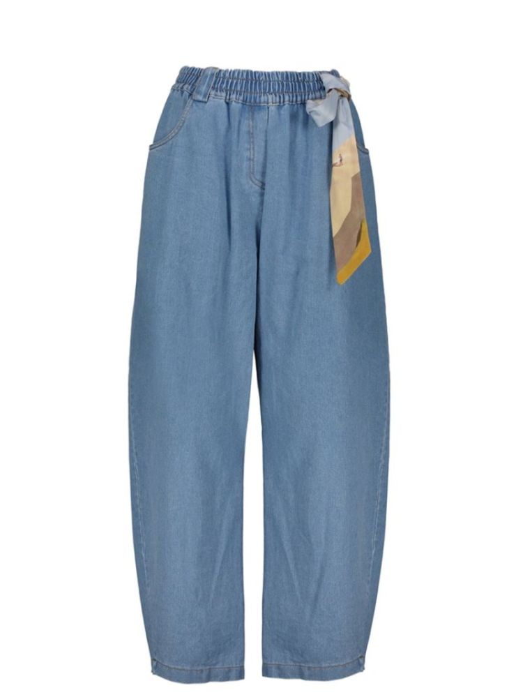  Light jeans