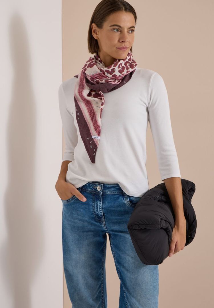  37749 berry red