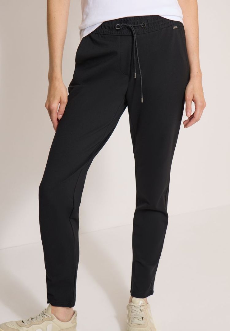  10001 Black